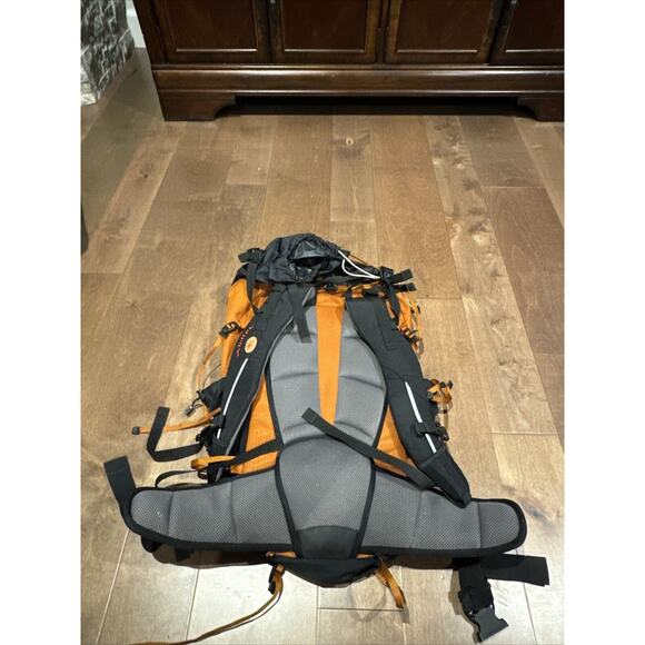 Jansport Orange Airlift H2O Hiking Backpack - Picture 3 of 4